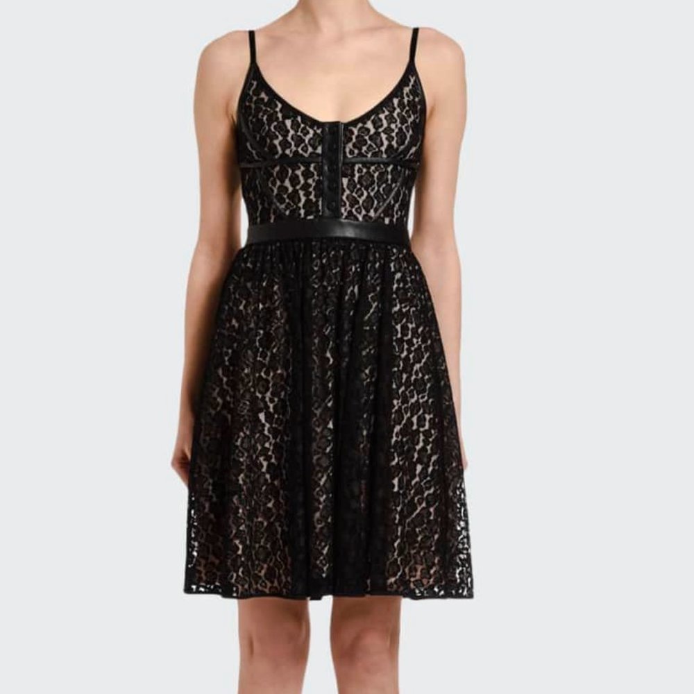 LACE MINI DRESS